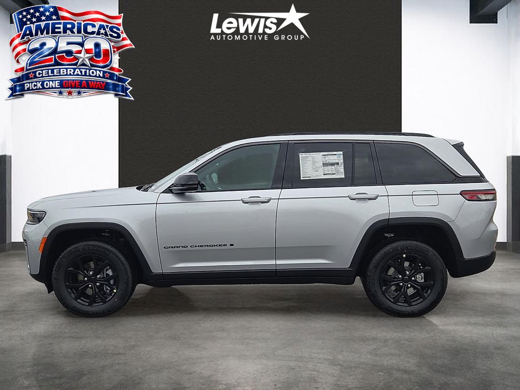 New 2026 Jeep Grand Cherokee Altitude For Sale in Farmington, AR