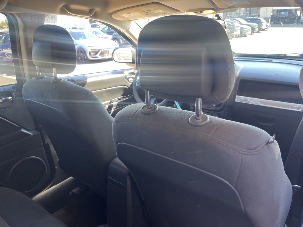 Thumbnail: 2014 Jeep Compass - 17