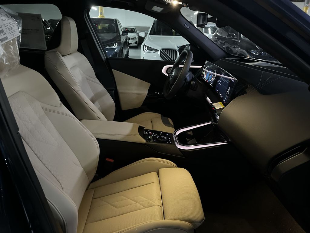 Thumbnail: 2026 BMW X3 - 25