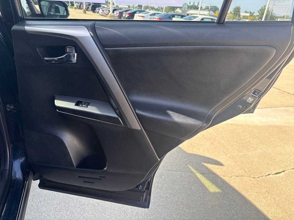 Used 2018 Toyota RAV4 SUV