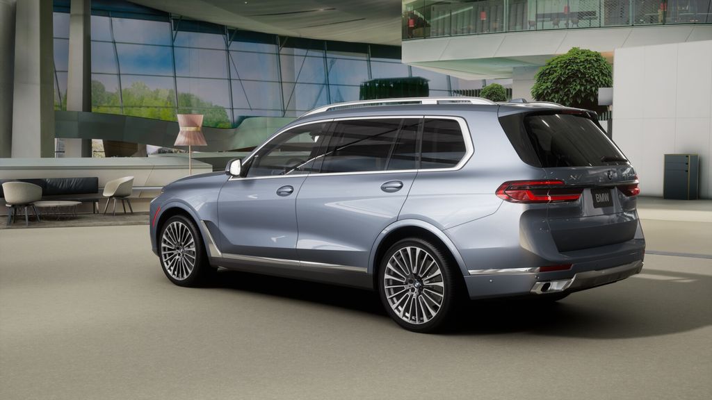 Thumbnail: 2026 BMW X7 - 30