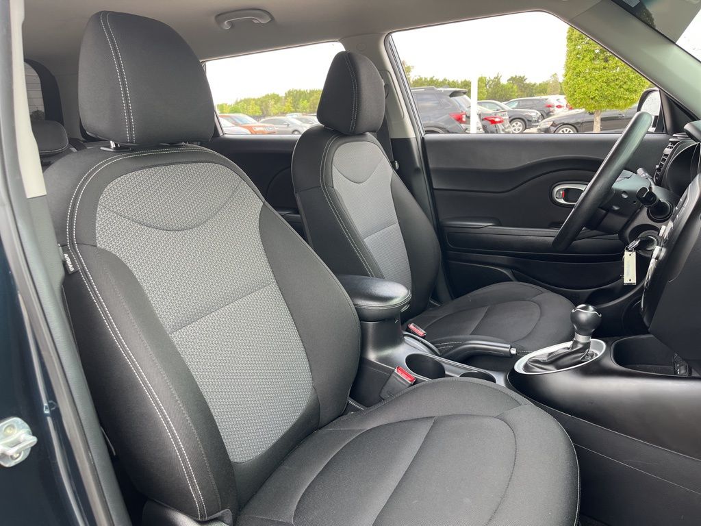 Thumbnail: 2017 Kia Soul - 28