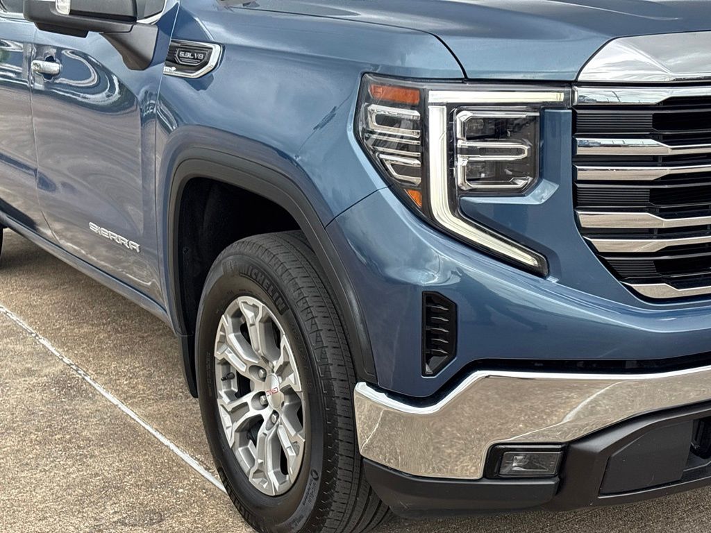 2024 GMC Sierra 1500 SLT - 4