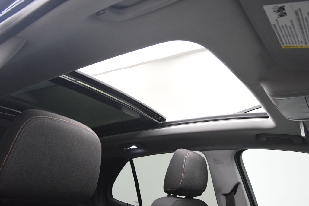 used 2021 Chevrolet Equinox car, priced at $16,400