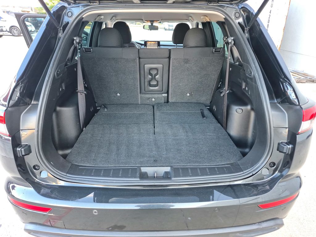 2022 Mitsubishi Outlander ES Black at DeMontrond Automotive Group