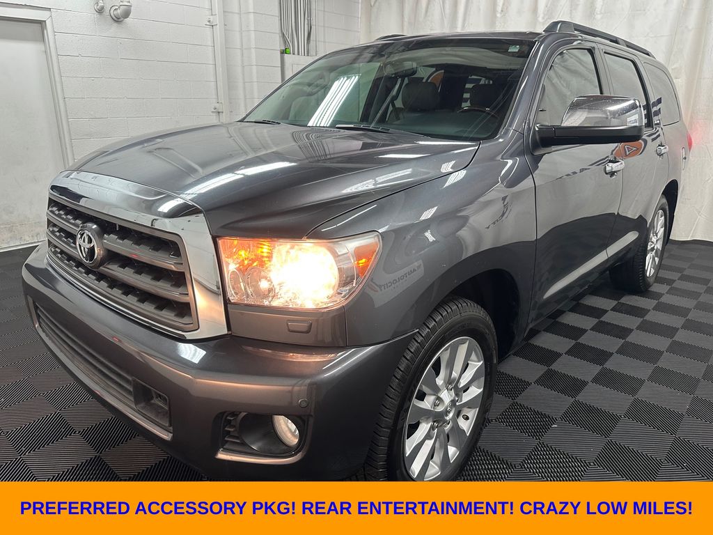  2014 Toyota Sequoia Platinum 4WD   