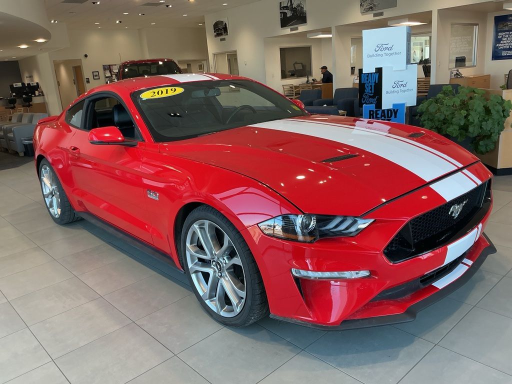 2019 Ford Mustang GT Premium Coupe RWD