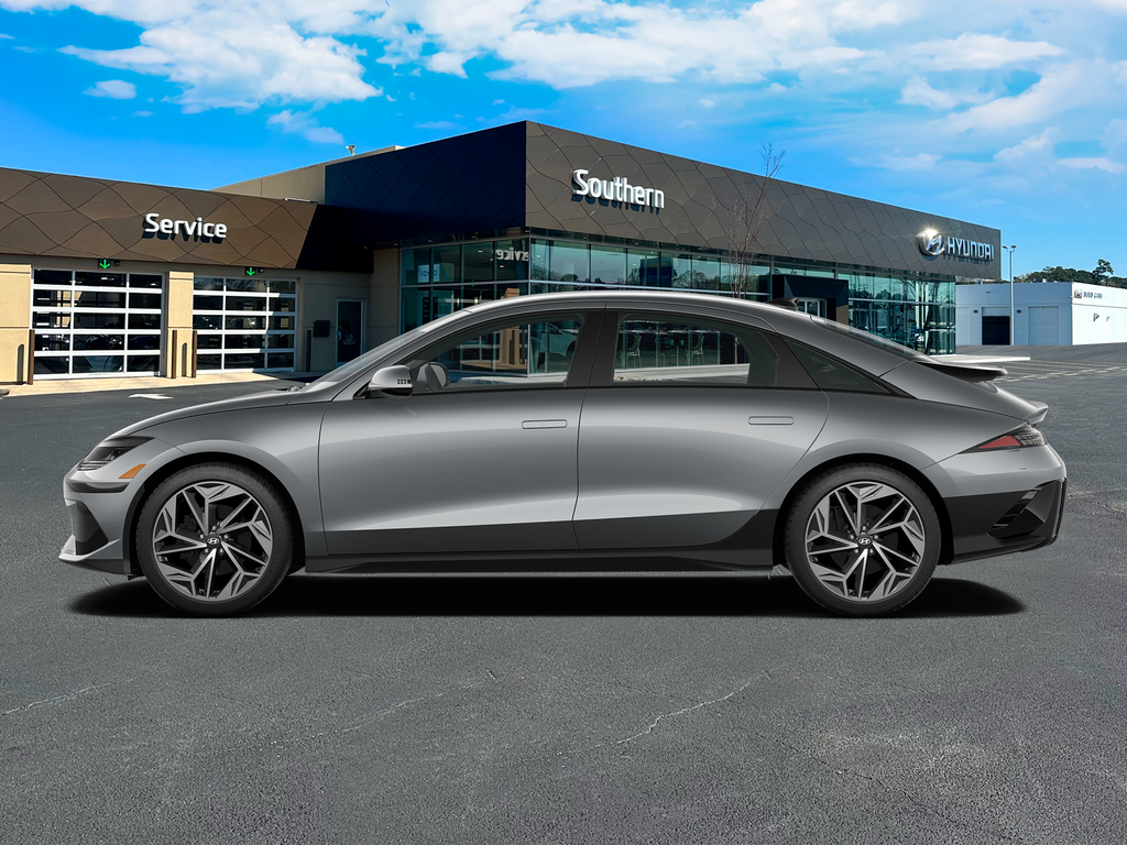 New 2024 Silver Hyundai SEL image 2