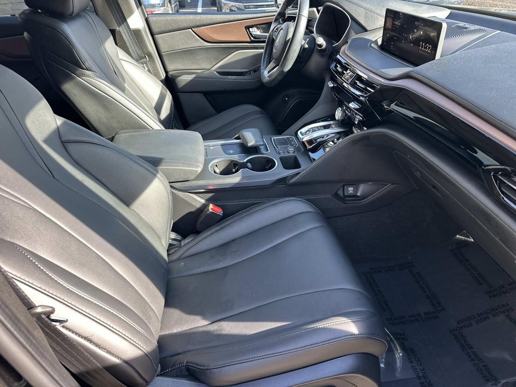 Thumbnail: 2022 Acura MDX - 20