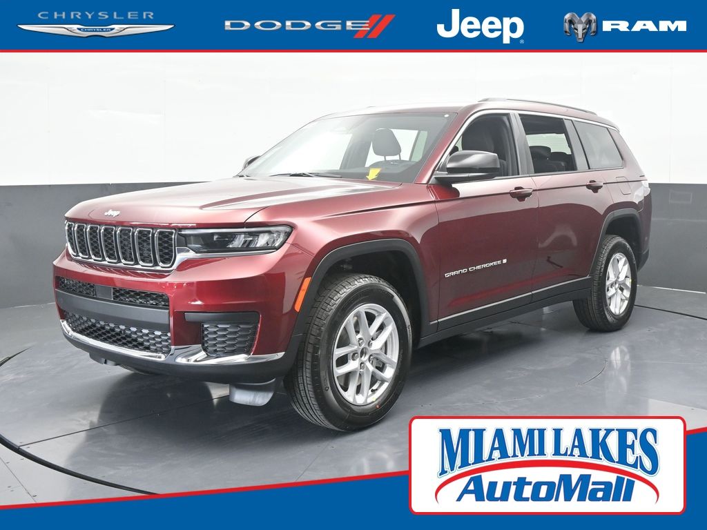 2025 Jeep Grand Cherokee L Laredo's photo