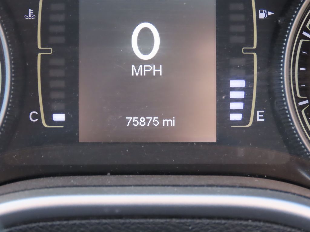 Thumbnail: 2018 Jeep Cherokee - 20