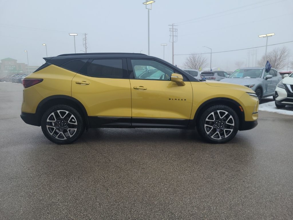 used 2023 Chevrolet Blazer car, priced at $31,984