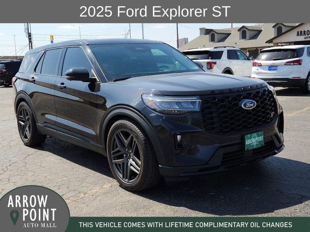 2025 Ford Explorer ST AWD