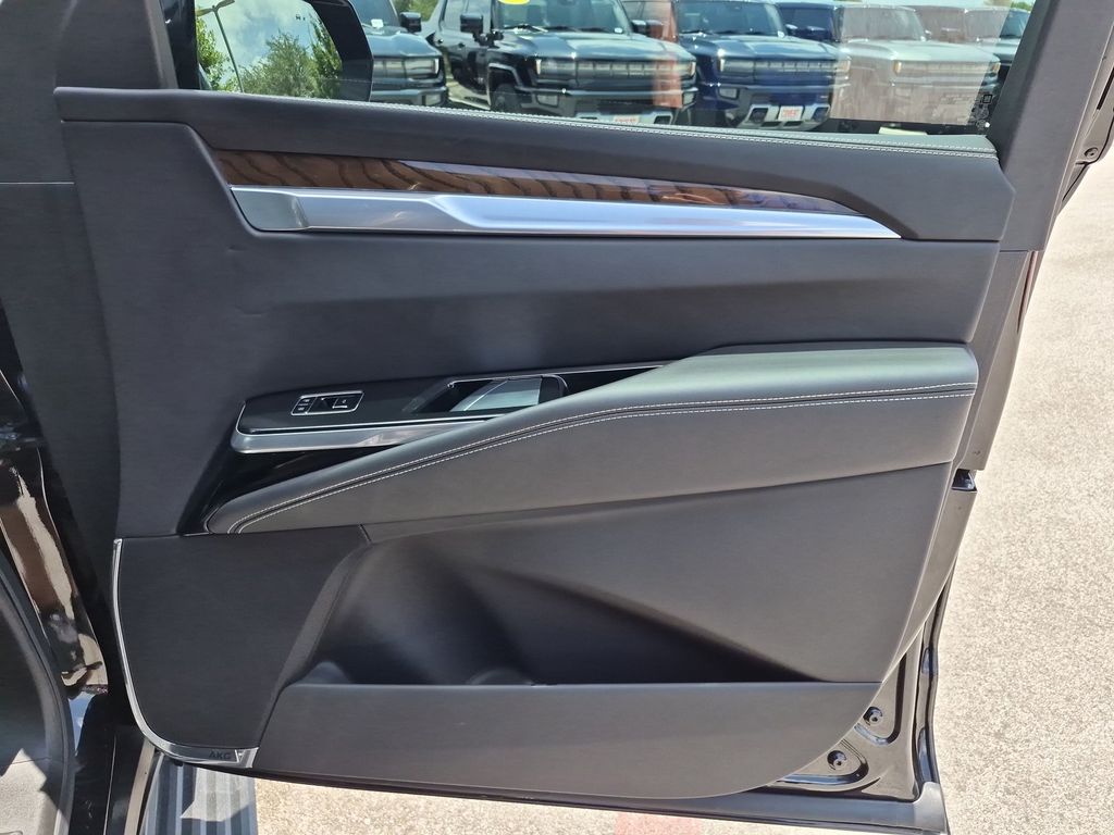 Used Car 2025 Cadillac Escalade Esv  Sport Platinum For Sale Under $120,000 In Austin, Texas