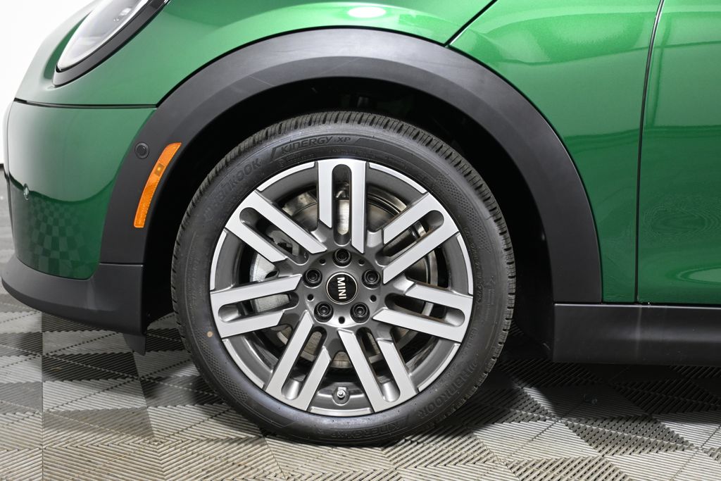 Thumbnail: 2026 MINI Cooper - 18