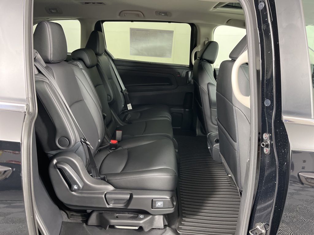 Thumbnail: 2026 Honda Odyssey - 13