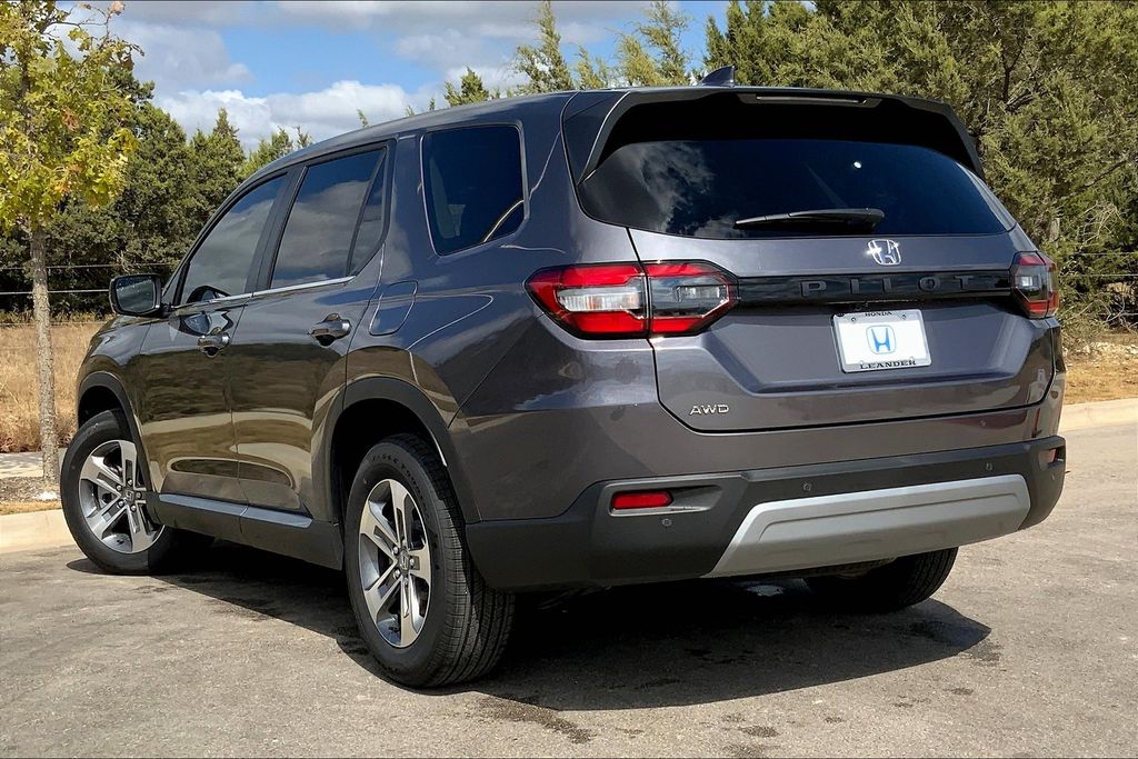 2025 Honda Pilot EX-L 3