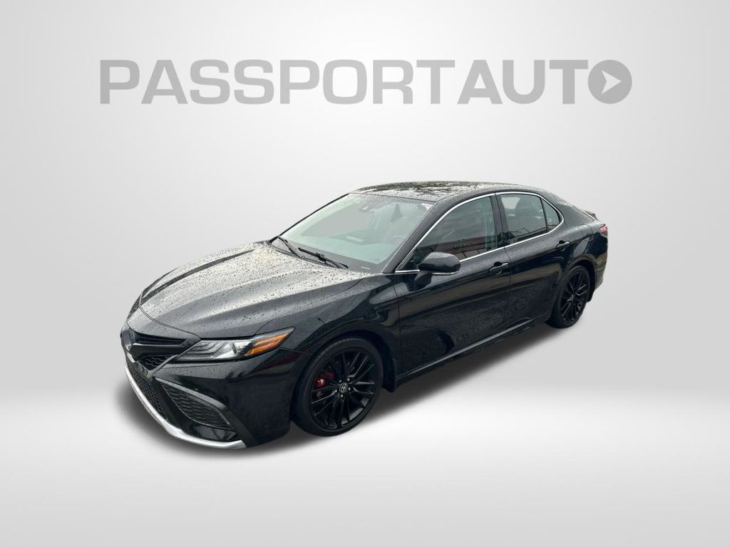 Midnight Black Metallic 2021 Toyota Camry Hybrid Sedan Front-Wheel Drive Automatic