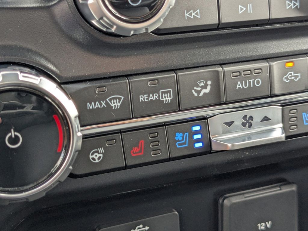 2025 Ford F-250 Super Duty Lariat