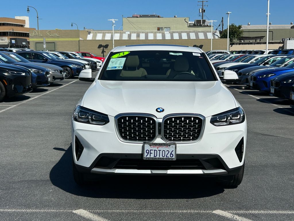 Thumbnail: 2023 BMW X4 - 8