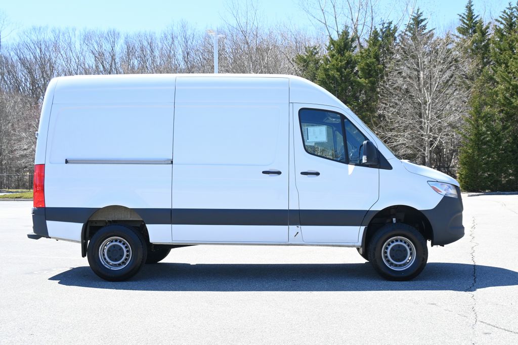 Thumbnail: 2023 Mercedes-Benz Sprinter - 18