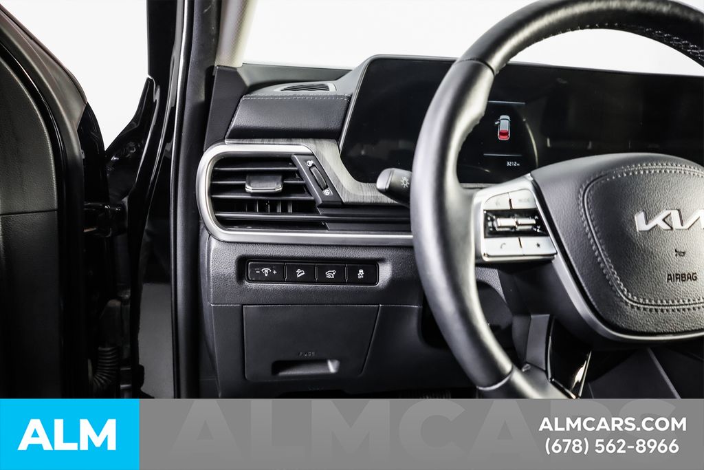 Used 2024 Black Kia EX image 25