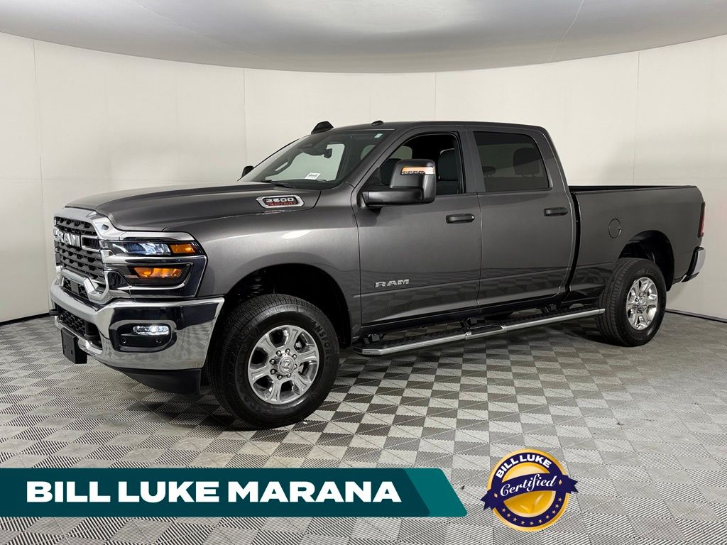 2025 RAM 2500 Big Horn Crew Cab 4WD