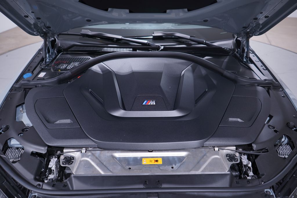 Thumbnail: 2023 BMW i4 - 24