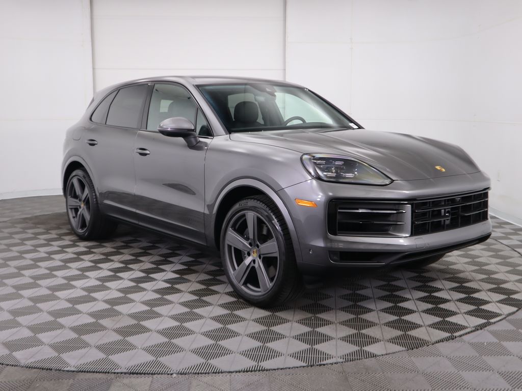 2024 Porsche Cayenne  3