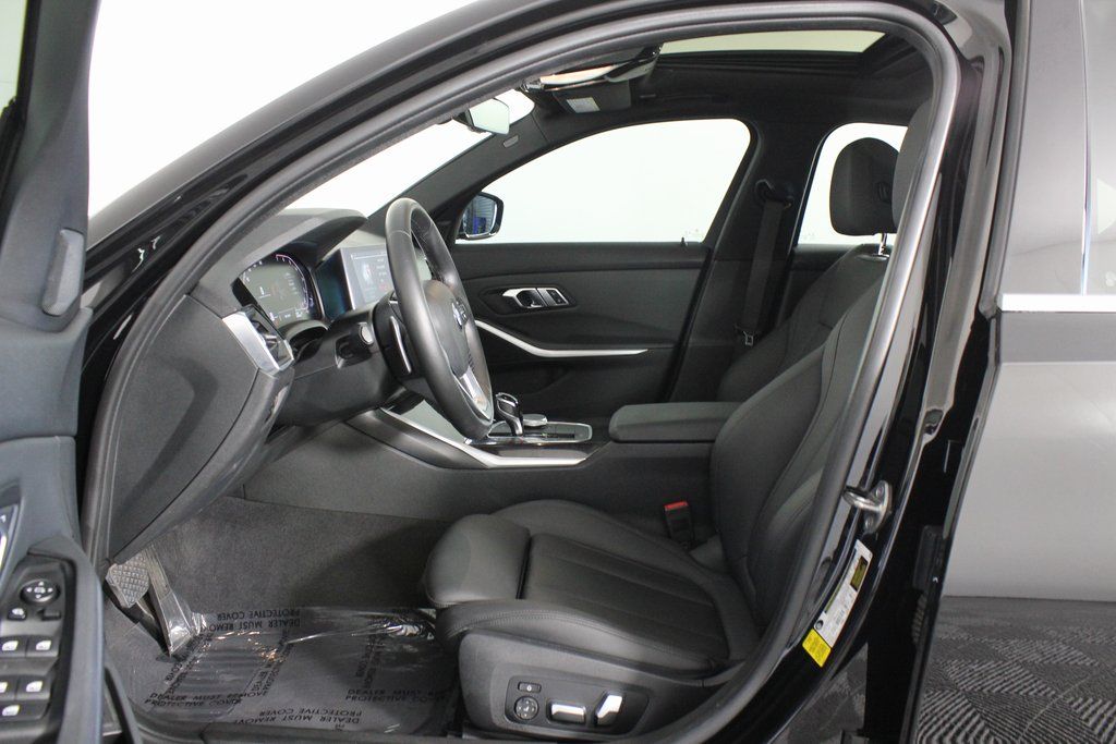 Thumbnail: 2020 BMW 3 Series - 10