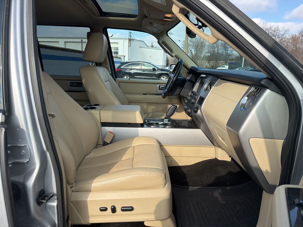 Thumbnail: 2016 Ford Expedition - 27