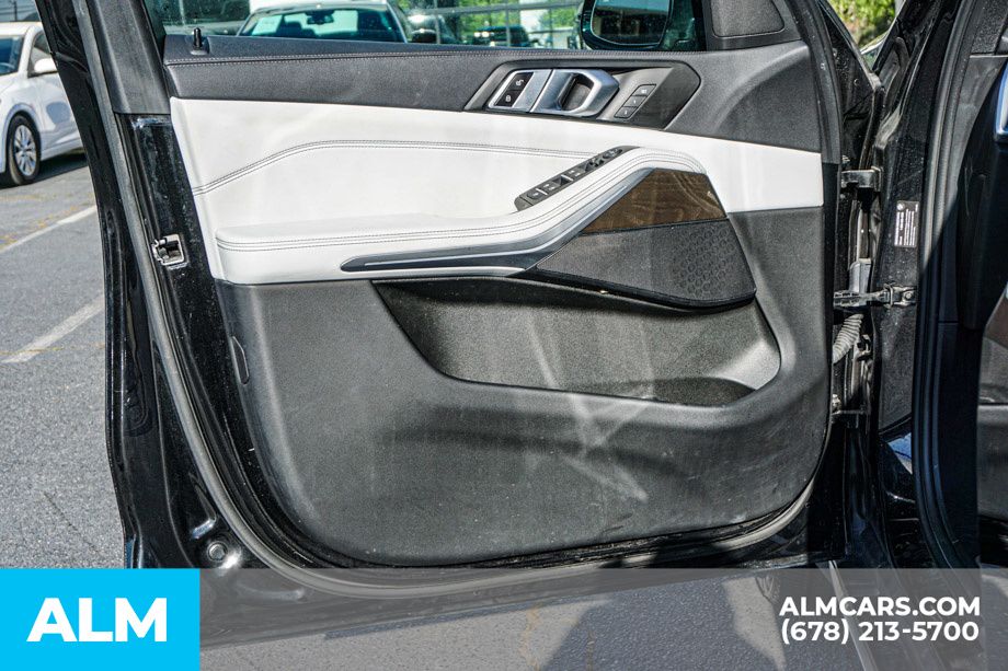 Used 2023 Black BMW xDrive40i image 50