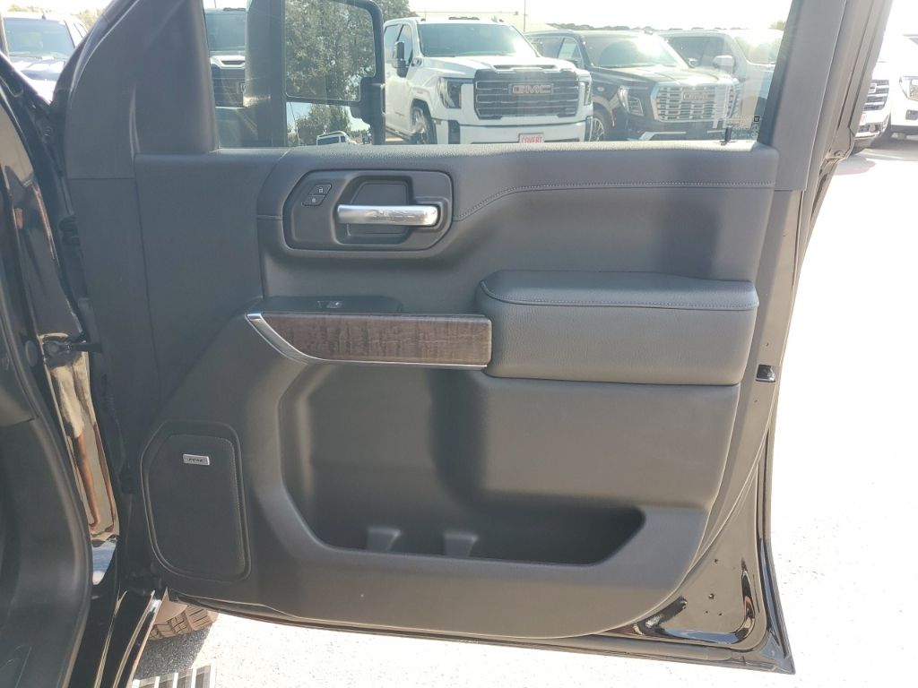 Used Car 2022 Gmc Sierra 3500hd  Denali For Sale Under $70,000 In Austin, Texas