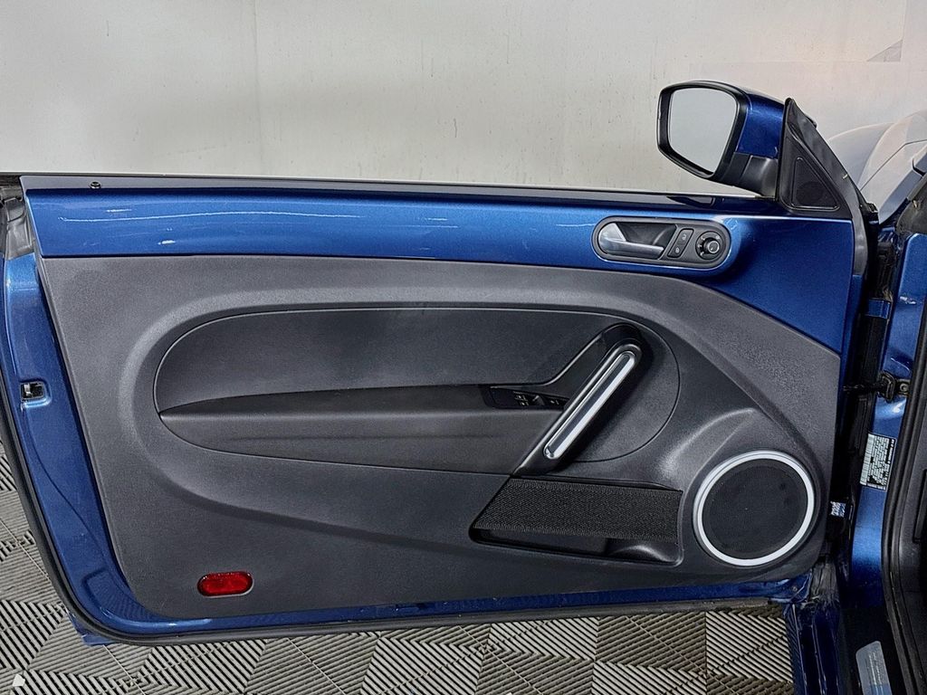 2017 Volkswagen Beetle 1.8T SE