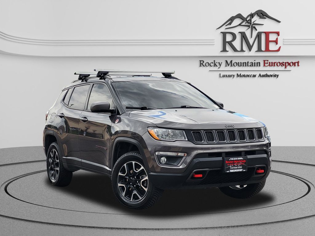 Gray (Granite Crystal Metallic Clearcoat) 2019 Jeep Compass SUV / Crossover Four-Wheel Drive 9-Speed Automatic