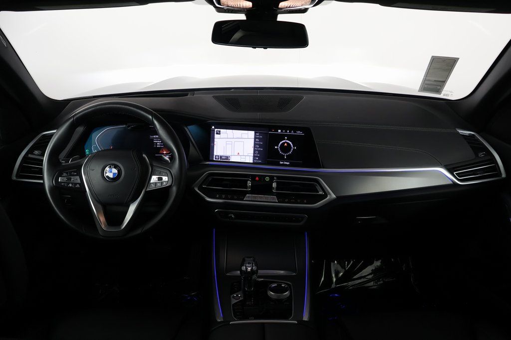 2022 BMW X5 xDrive40i 8