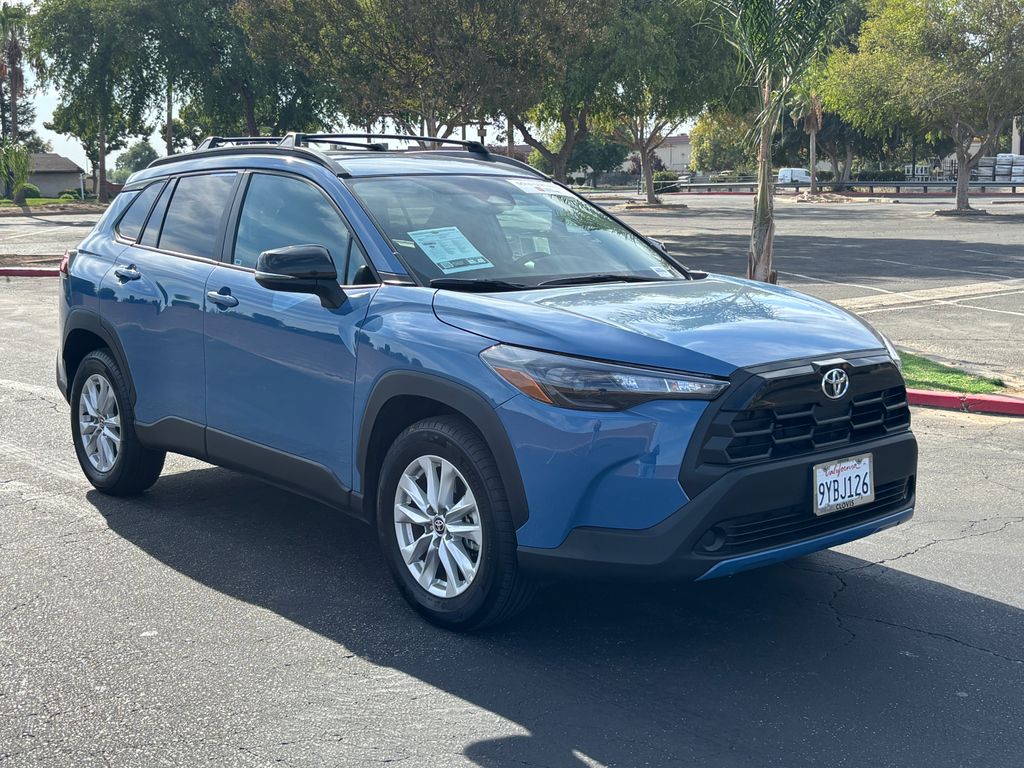 Thumbnail: 2026 Toyota Corolla Cross - 3