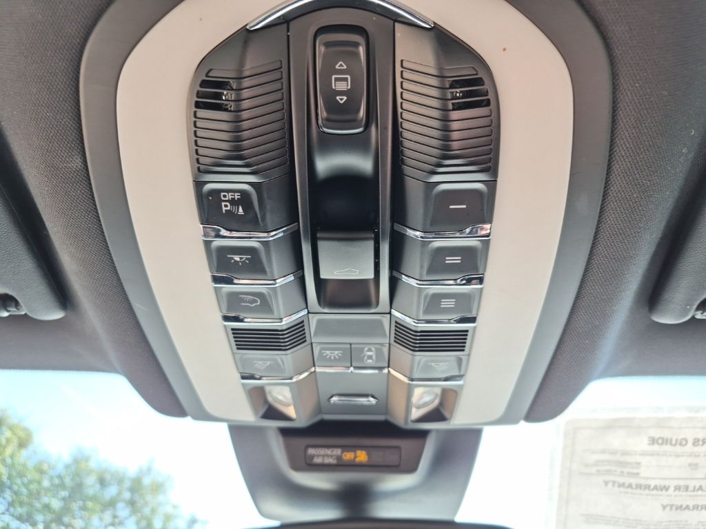 Used Car 2018 Porsche Macan  For Sale Under $25,000 In Austin, Texas