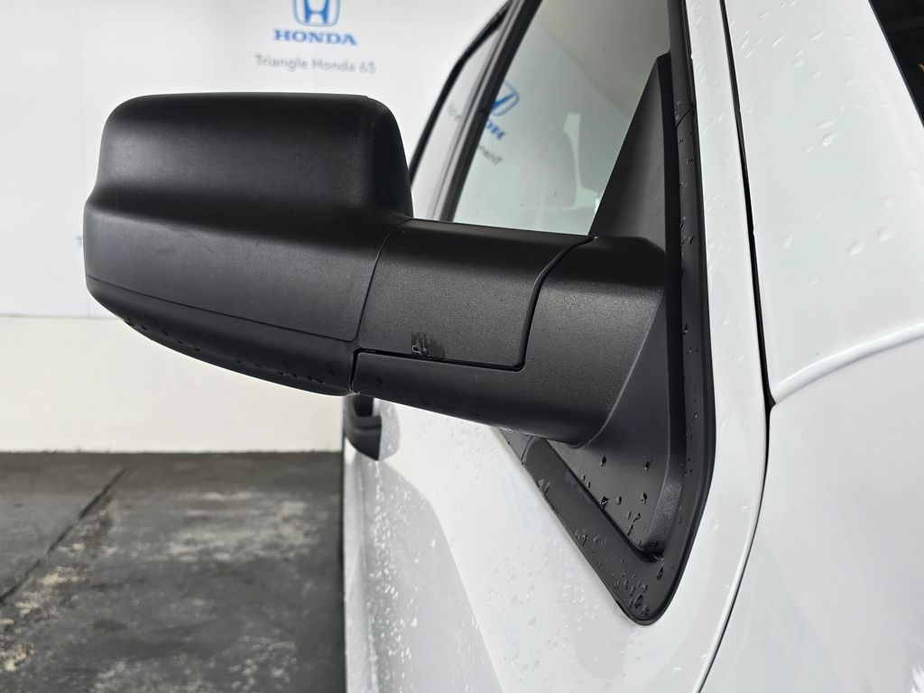 Thumbnail: 2025 RAM 1500 - 29