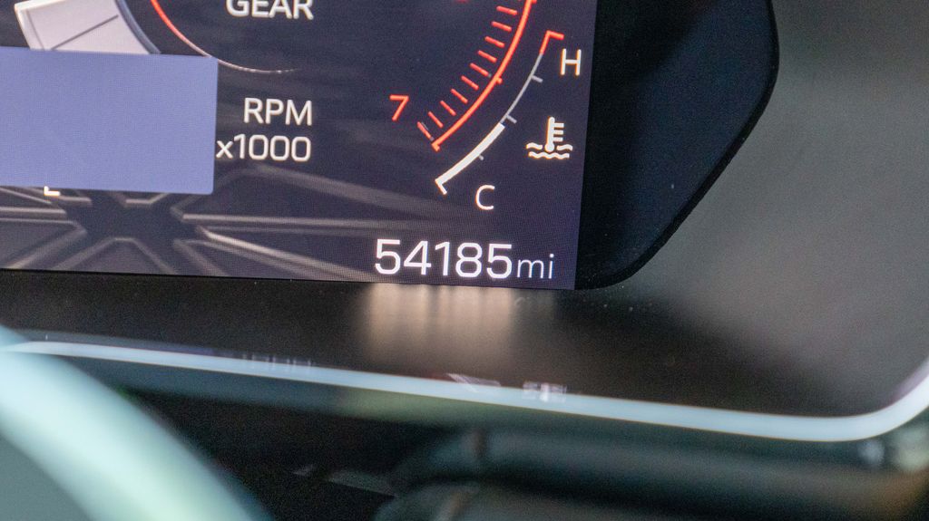 Used 2024 GMC Canyon Elevation 4D Crew Cab