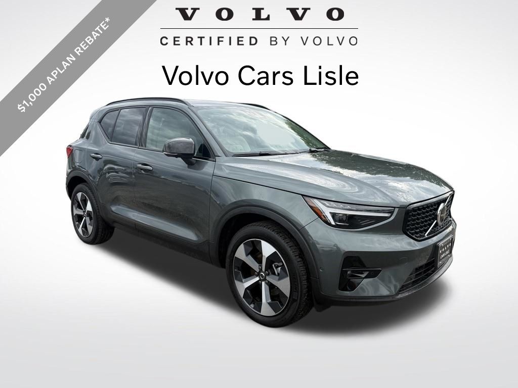 Forest Lake 2026 Volvo XC40 SUV / Crossover All-Wheel Drive Automatic