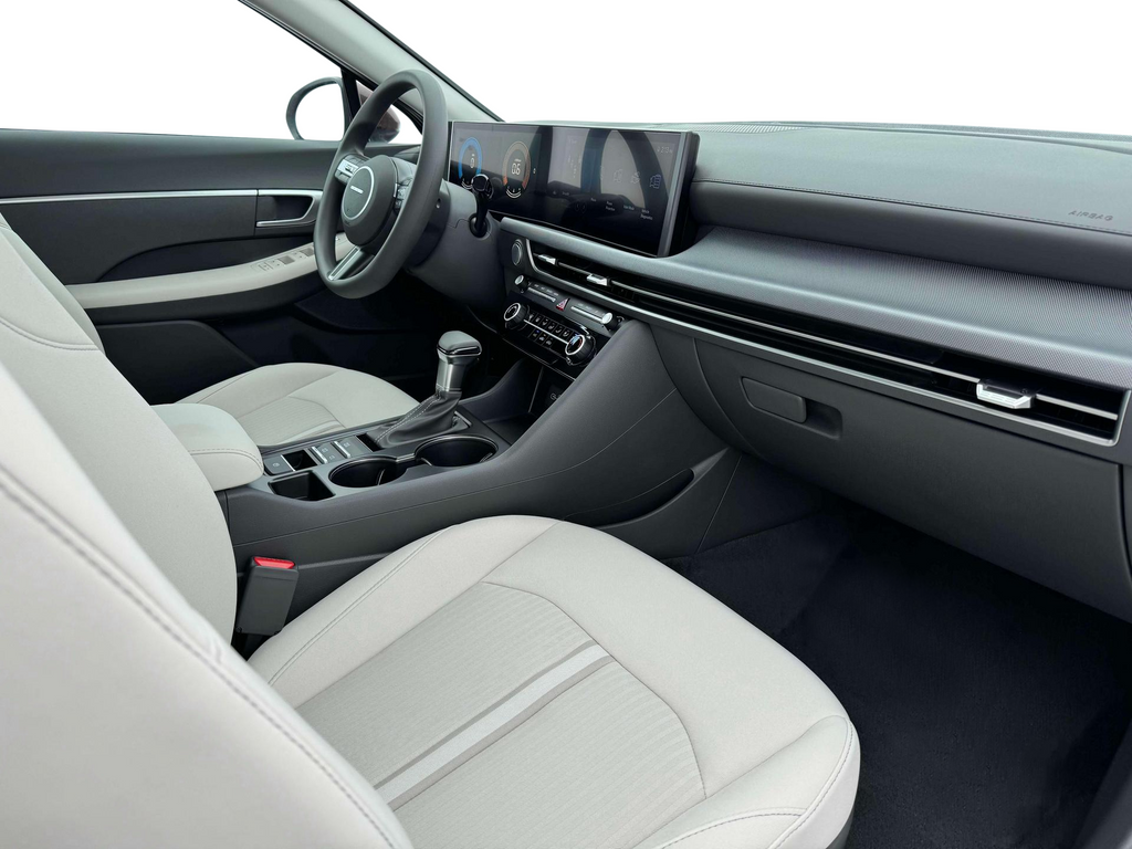 Thumbnail: 2025 Hyundai Sonata - 15