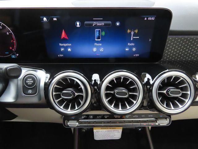 Thumbnail: 2025 Mercedes-Benz GLB - 24