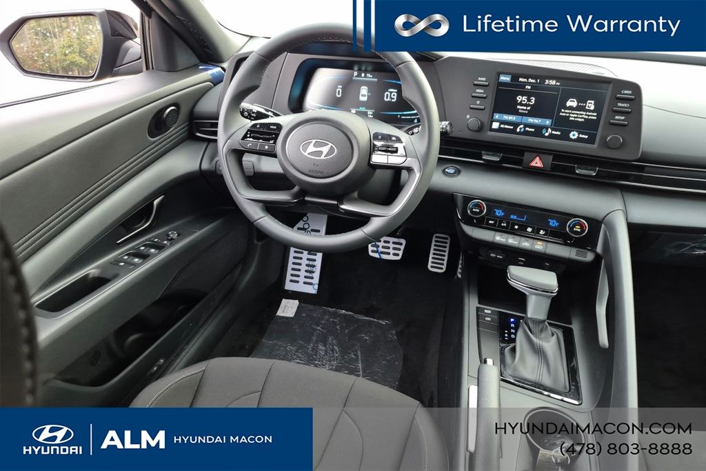 New 2026 Black Hyundai SEL Sport Plus image 25