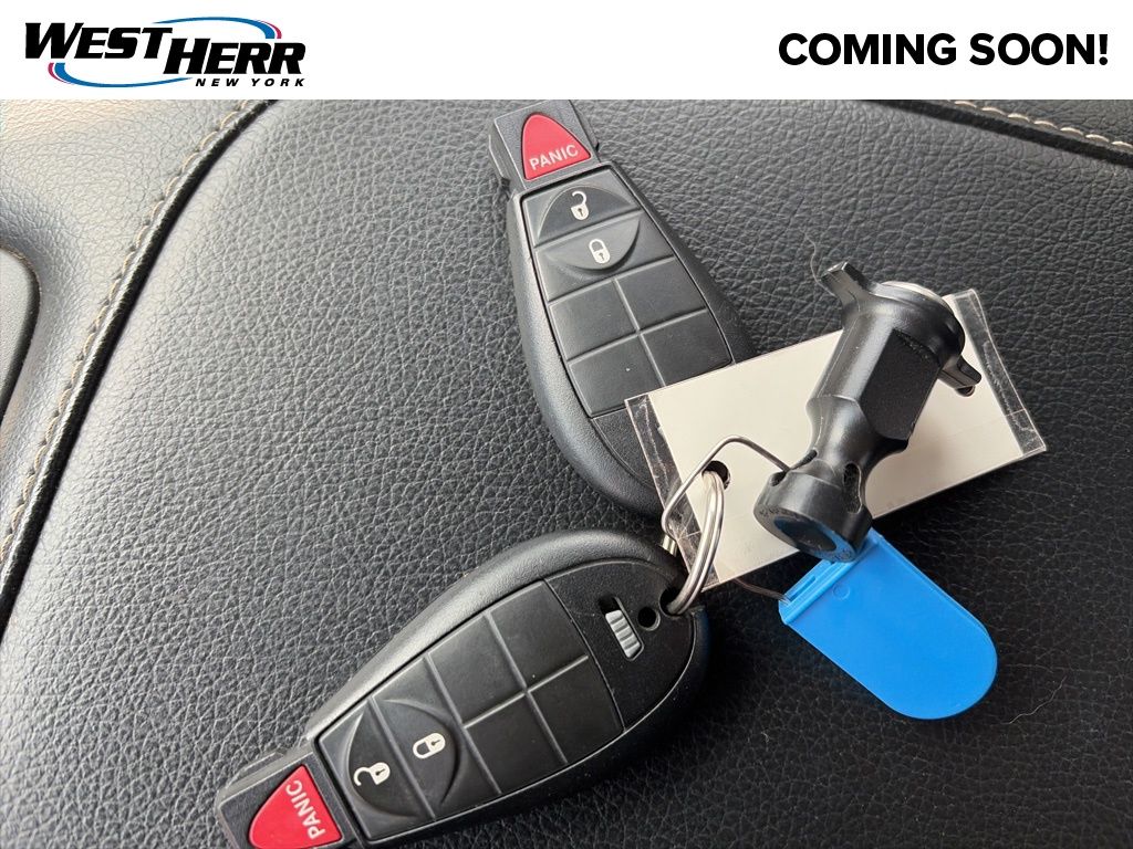 Certified Used 2022 Gray Ram Warlock image 10