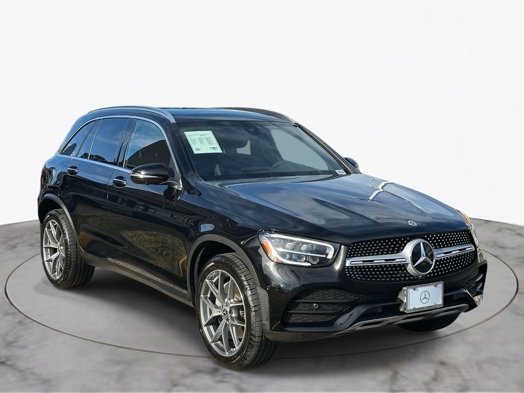 2021 Mercedes-Benz GLC 300 3