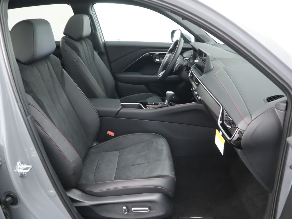 Thumbnail: 2025 Acura ADX - 21