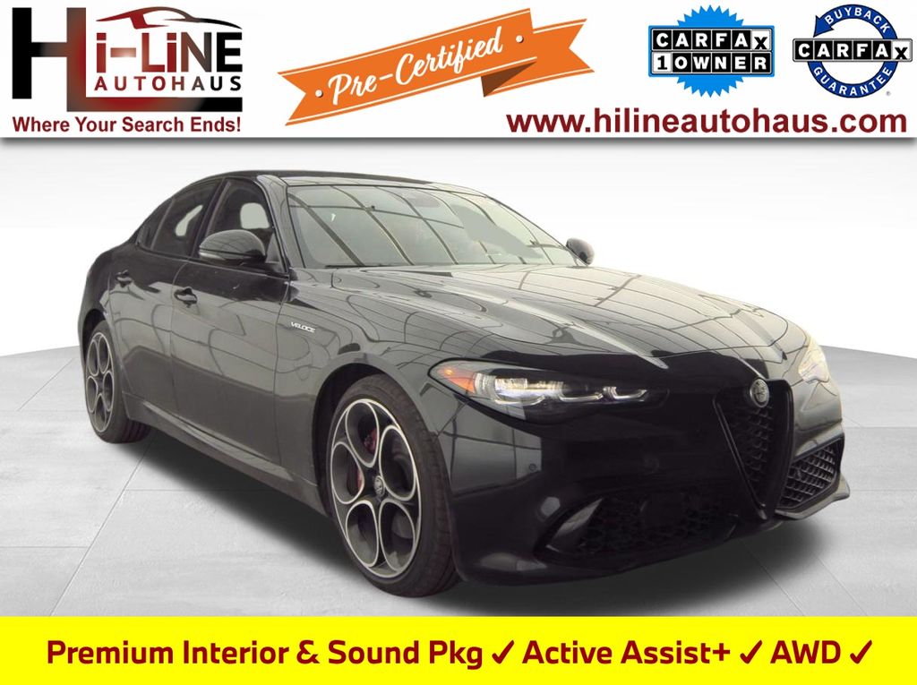 Vulcano Black Metallic 2024 Alfa Romeo Giulia Veloce AWD Sedan All-Wheel Drive 8-Speed Automatic