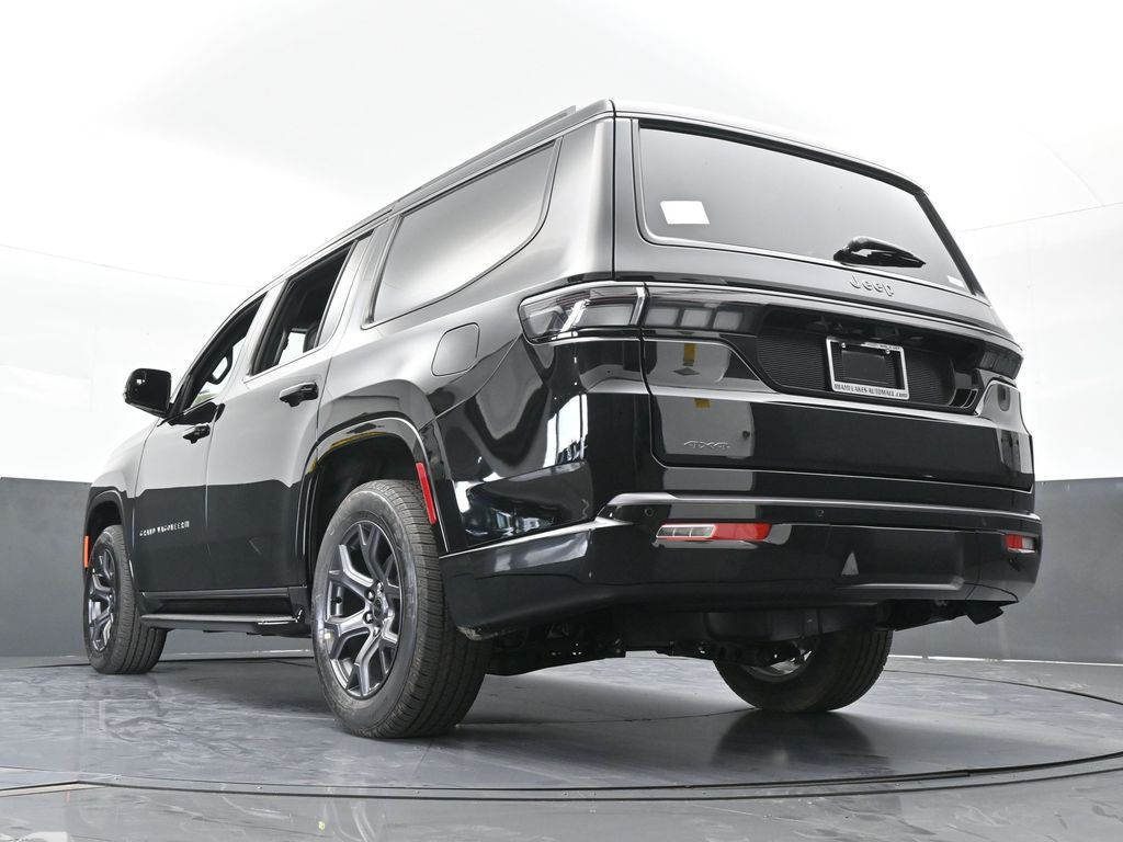 New 2026 High Gloss Black Jeep Limited image 57