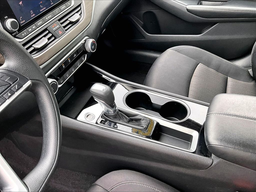 2024 Nissan Altima — photo 20